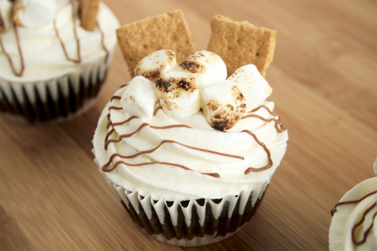 boozeandcupcakes.tumblr.com